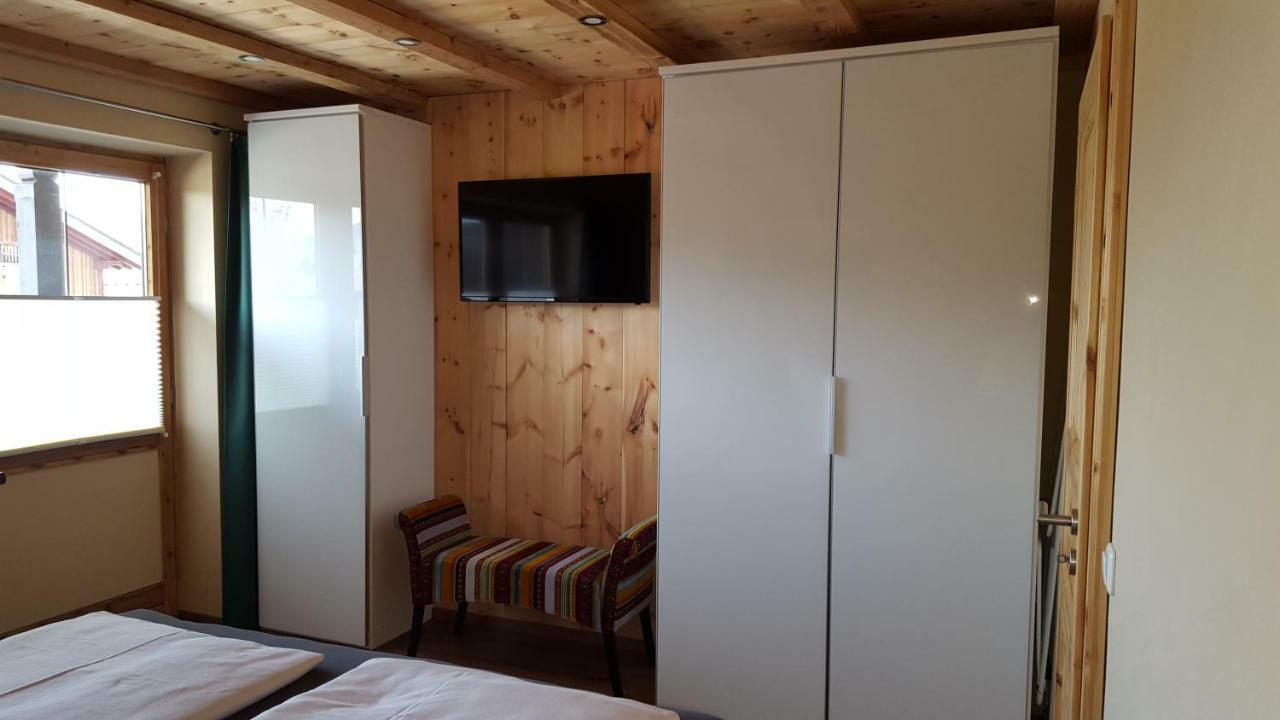 Ferienwohnung Zirbenduft อินเซลล์ ภายนอก รูปภาพ
