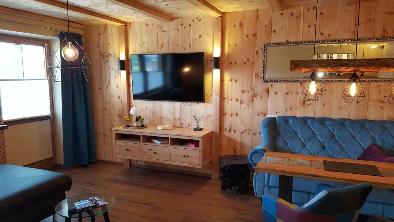 Ferienwohnung Zirbenduft อินเซลล์ ภายนอก รูปภาพ